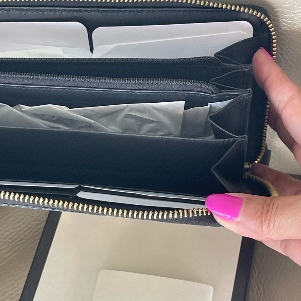 Gucci padlock chain- Gold Bee collection- Handbag and wallet set - Picture 6 of 17